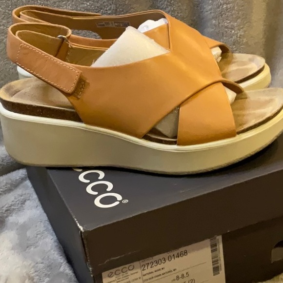 Ecco Flowt Wedge Cork - Natural Nude Leather Size 39 (8-8.5 US) - Picture 5 of 7